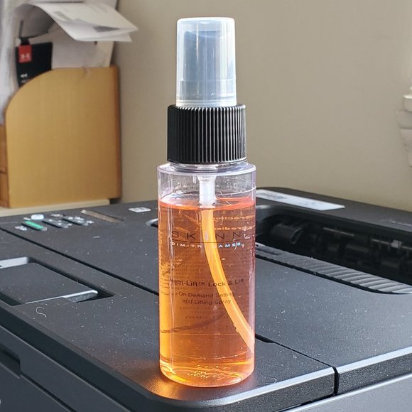 SKINN Other - SKINN Dimitri James Nutri-Lift Lock & Lift Spray